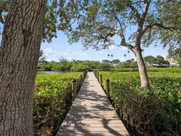 101 Oyster Cut, Vero Beach, FL 32963
