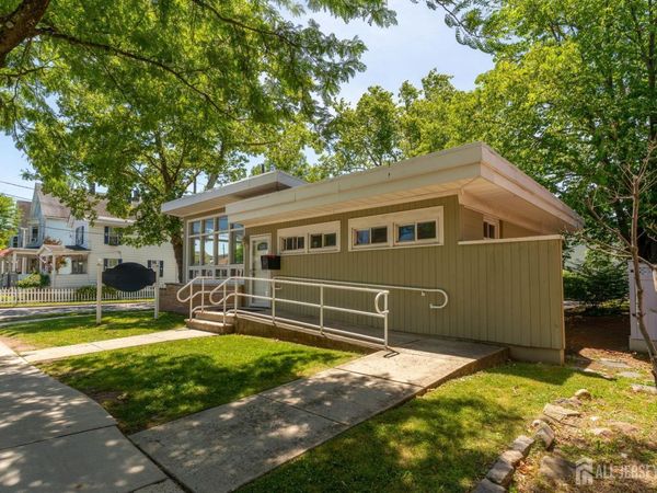 283 Washington Avenue , Carteret, NJ 07008