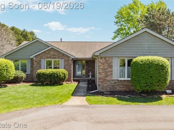 25550 Wixom Road, Novi, MI 48374