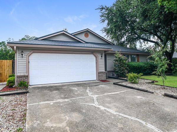 7744 ROCKRIDGE Drive W, Jacksonville, FL 32244