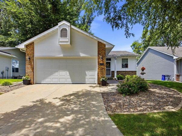 1125 Forest Glen Court SE, Cedar Rapids, IA 52403
