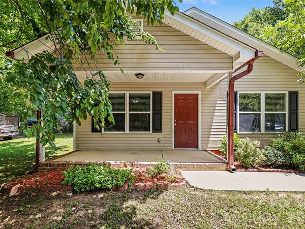 318 N Pryor Street , Gastonia, NC 28052