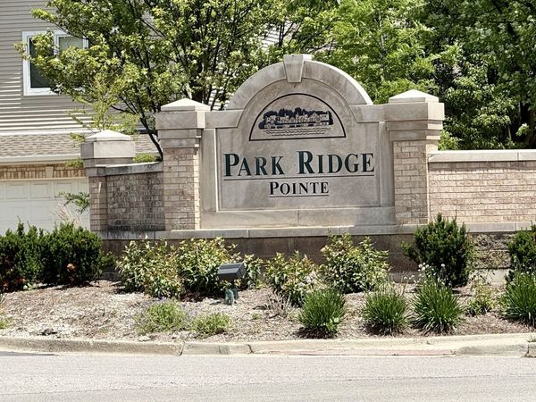 1761 Pavilion Way , Unit 301, Park Ridge, IL 60068