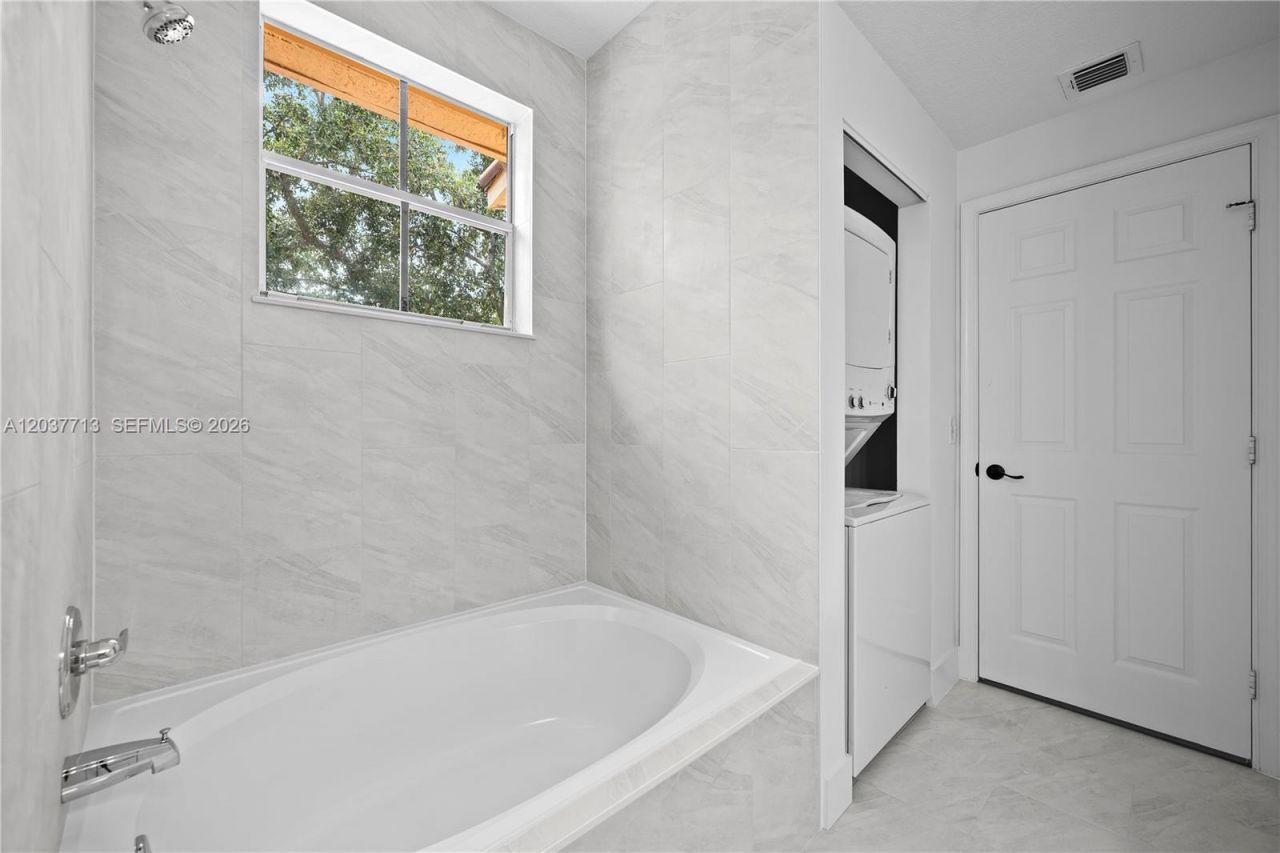 4823 Chancellor Dr , Unit 22, Jupiter, FL 33458 Photo