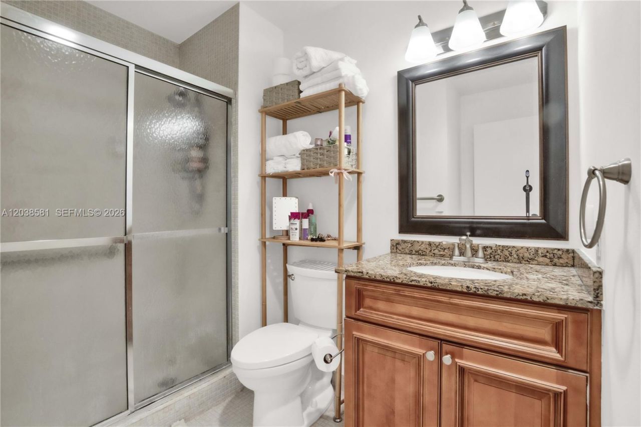 21650 Juego Cir , Unit 24H, Boca Raton, FL 33433 Photo