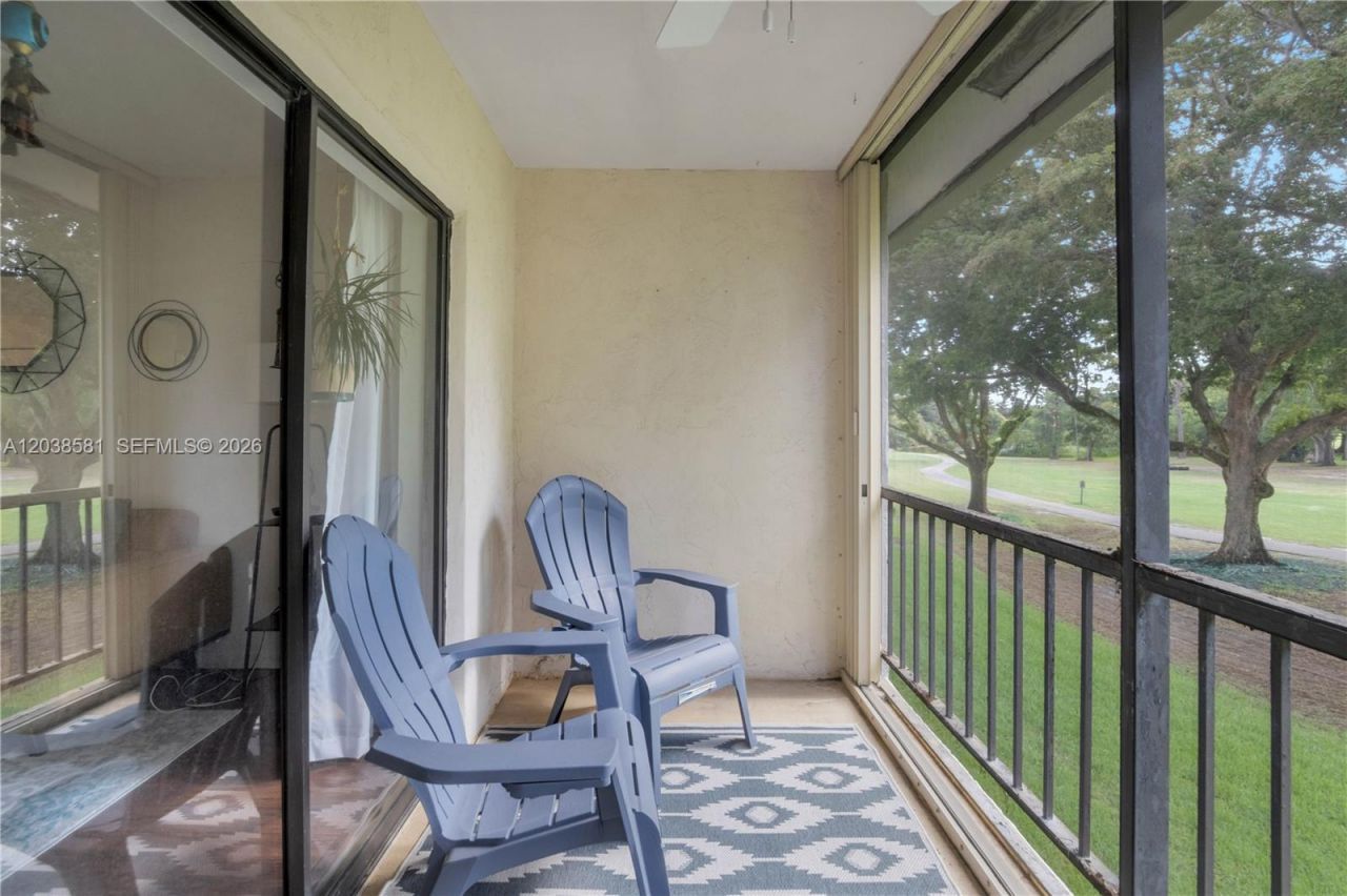 21650 Juego Cir , Unit 24H, Boca Raton, FL 33433 Photo