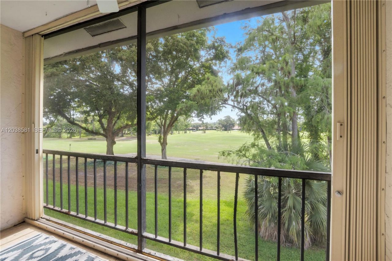 21650 Juego Cir , Unit 24H, Boca Raton, FL 33433 Photo
