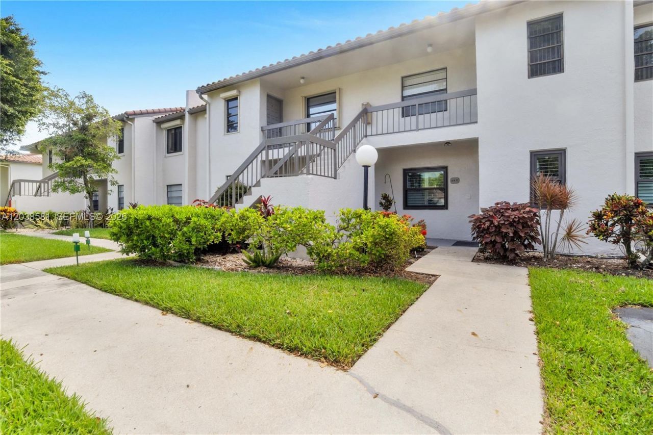 21650 Juego Cir , Unit 24H, Boca Raton, FL 33433 Photo