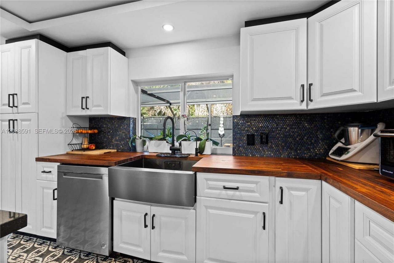 Please Call For Address, Davie, FL 33328 Photo
