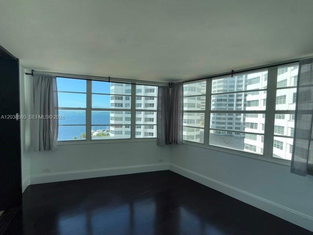 801 Brickell Bay Dr, Unit 765, Miami, FL 33131 Photo