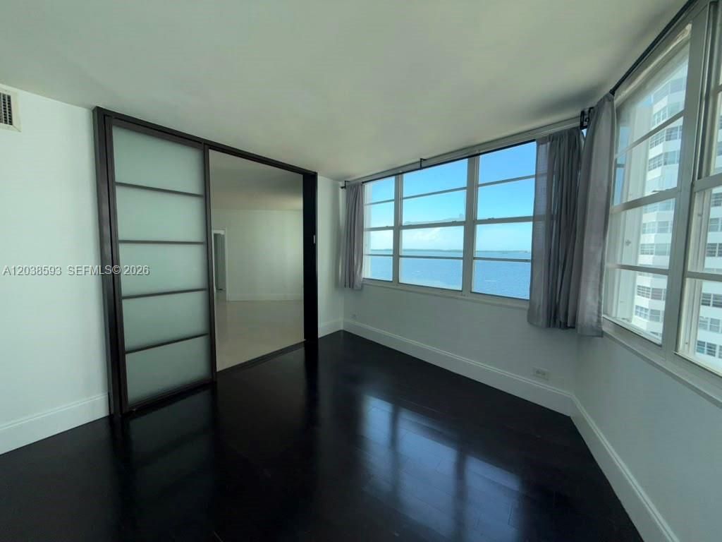 801 Brickell Bay Dr, Unit 765, Miami, FL 33131 Photo