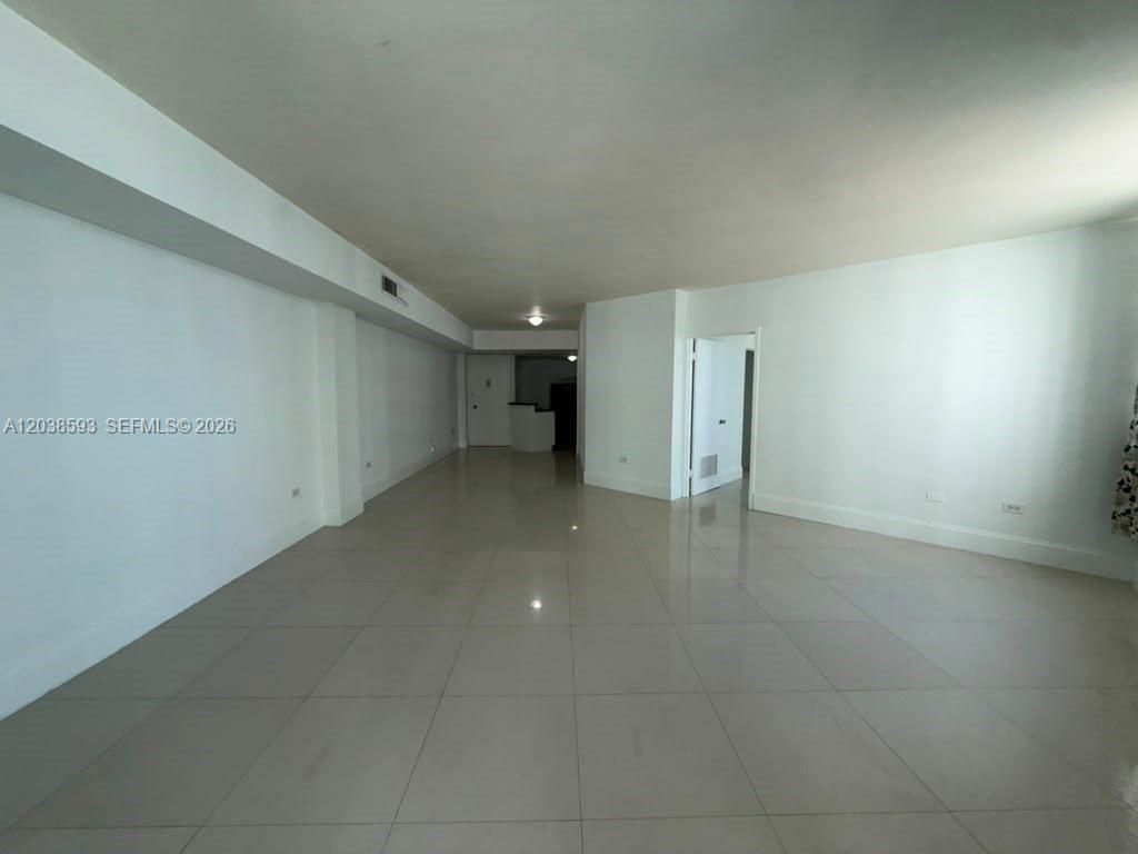 801 Brickell Bay Dr, Unit 765, Miami, FL 33131 Photo