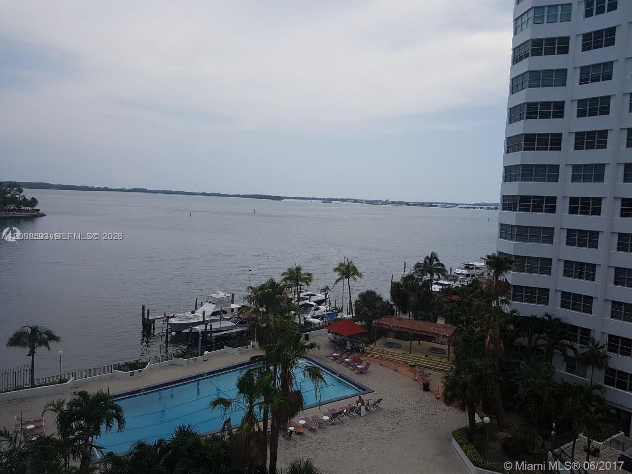 801 Brickell Bay Dr , Unit 765, Miami, FL 33131 Photo