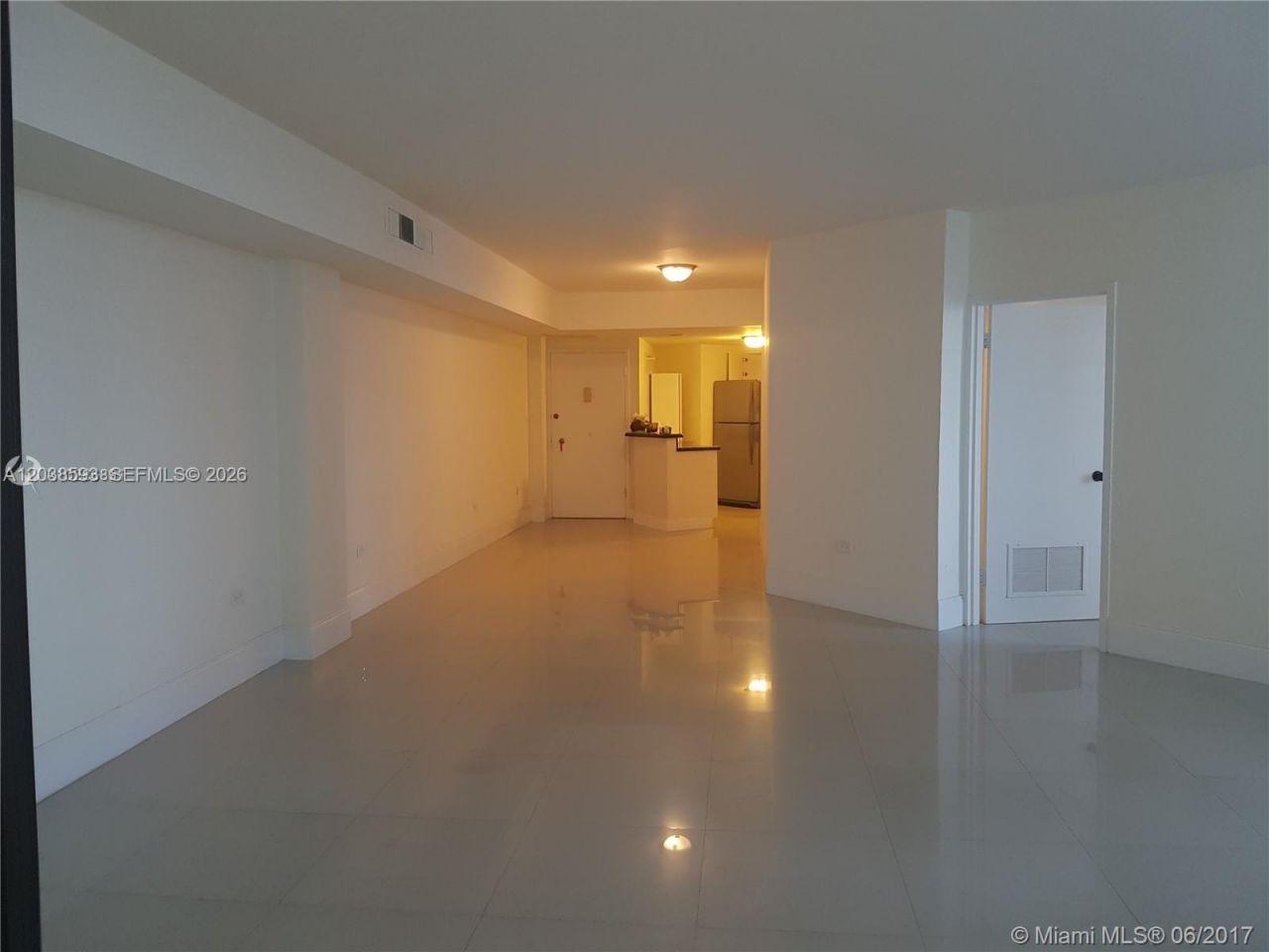 801 Brickell Bay Dr, Unit 765, Miami, FL 33131 Photo