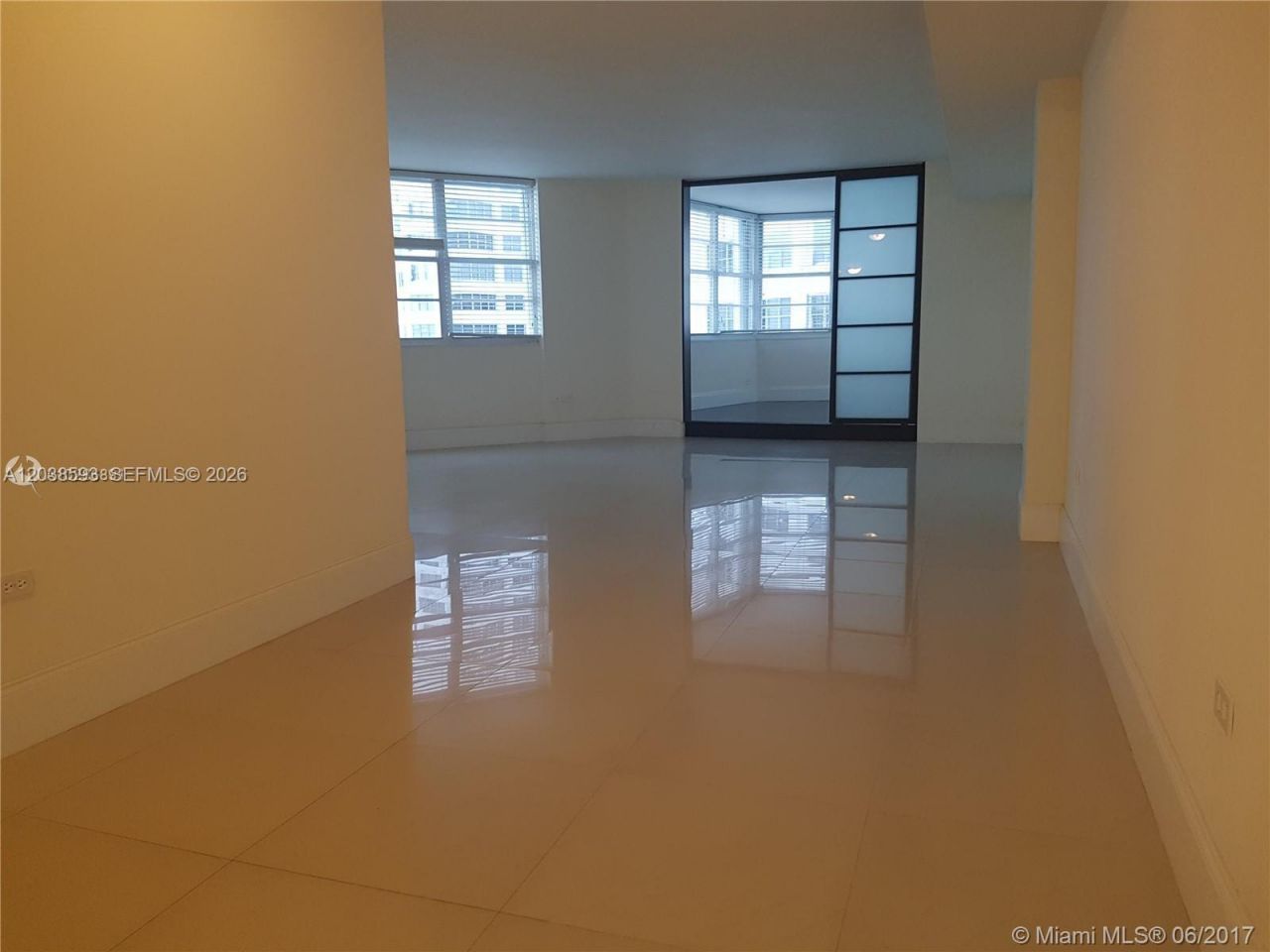 801 Brickell Bay Dr, Unit 765, Miami, FL 33131 Photo