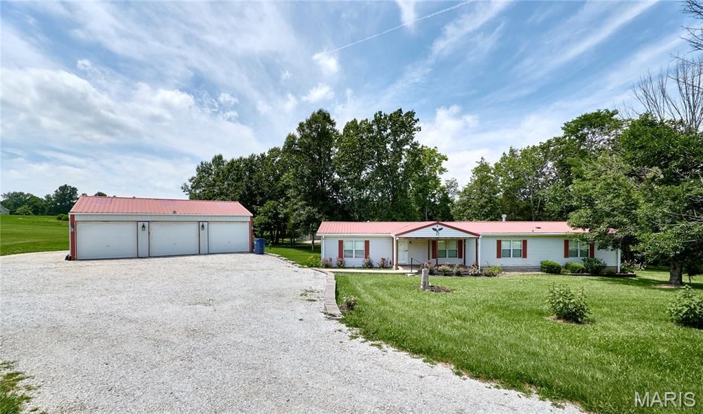 117 Cedar Parc Lane, Troy, MO 63379 Main Photo