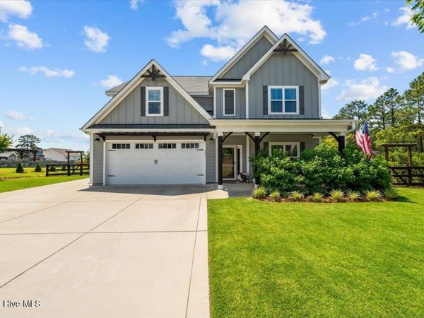 100 Amelia Drive, Carthage, NC 28327