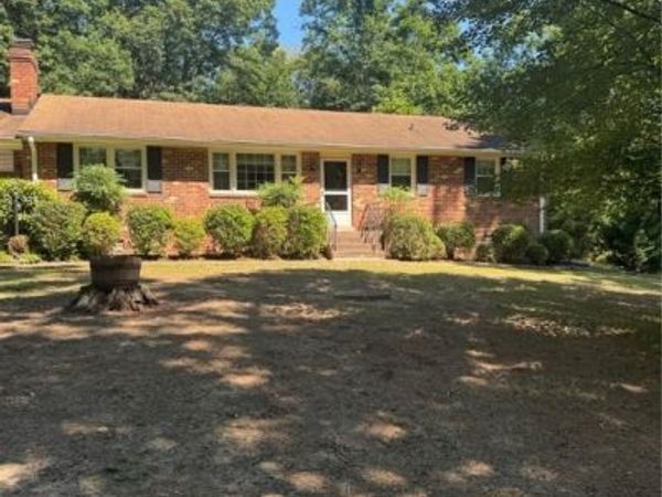 406 Bunker Circle , Sandston, VA 23150