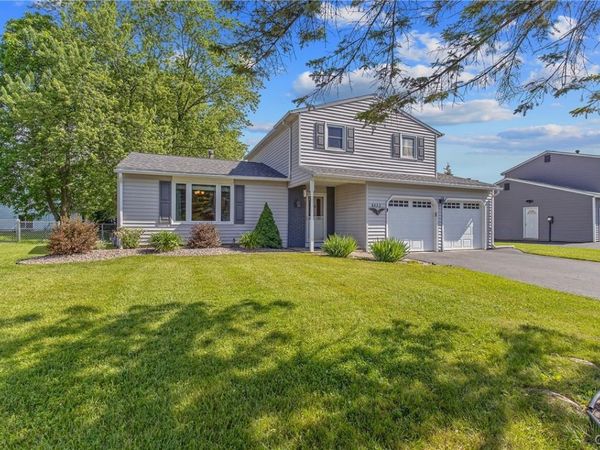 8023 Evesborough Drive , Clay, NY 13041