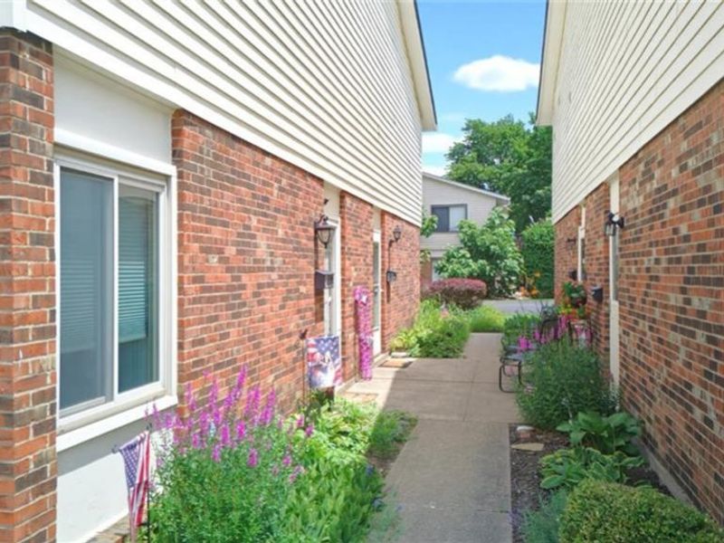6 Dusk Court, Fairfield, OH 45014 Photo 2