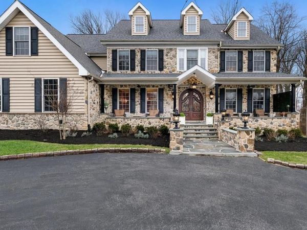 94 AUTUMN WOODS LANE , GLEN MILLS, PA 19342