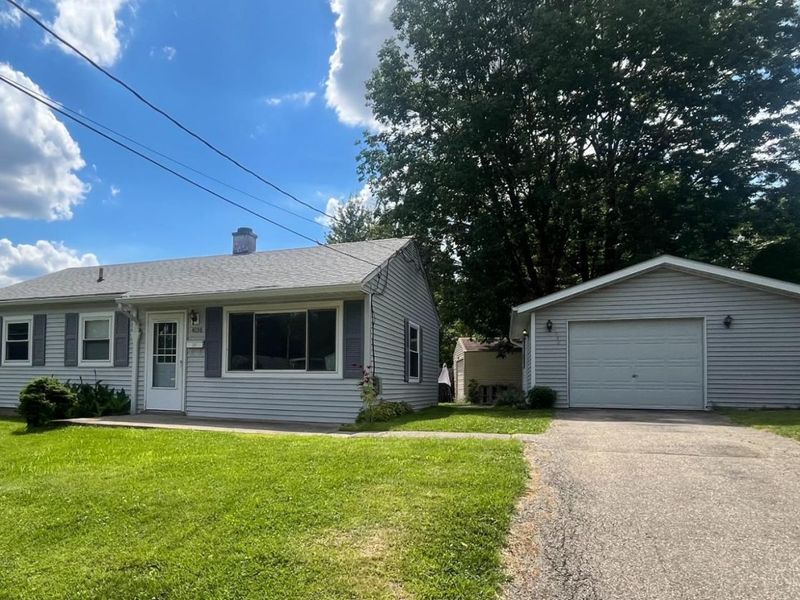 4058 Belfast Avenue, Sycamore Township, OH 45236 Photo 2
