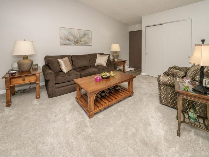 , Unit 10, Pierce Twp, OH 45255 Photo 2