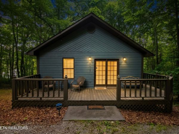 1518 Perimeter Drive , Jamestown, TN 38556