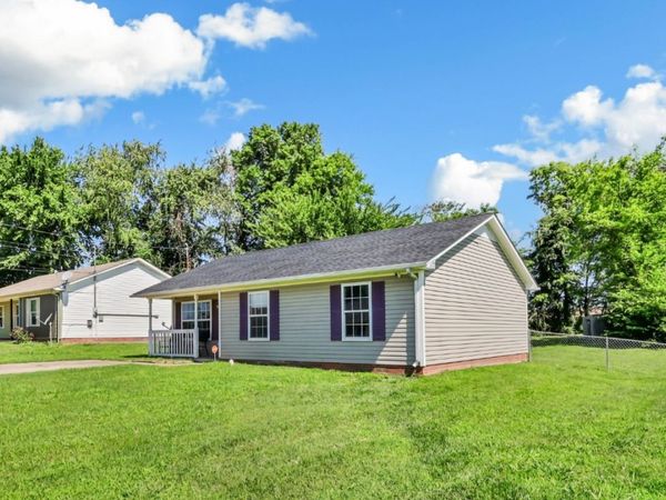 1645 Hannibal Dr, Oak Grove, KY 42262