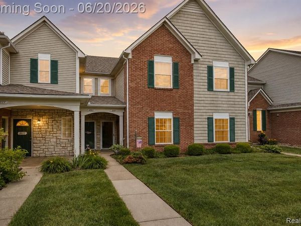 2089 Marissa Way, Shelby Twp, MI 48316