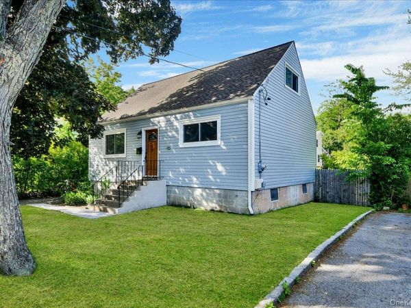 53 Pleasantville Road, Ossining, NY 10562