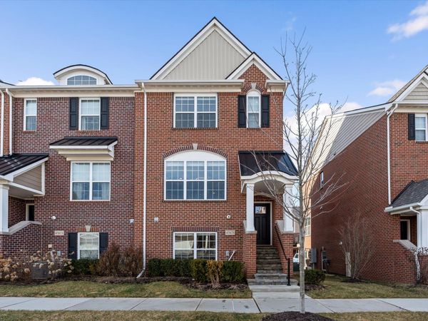 47675 Alden Terrace N, Northville, MI 48168