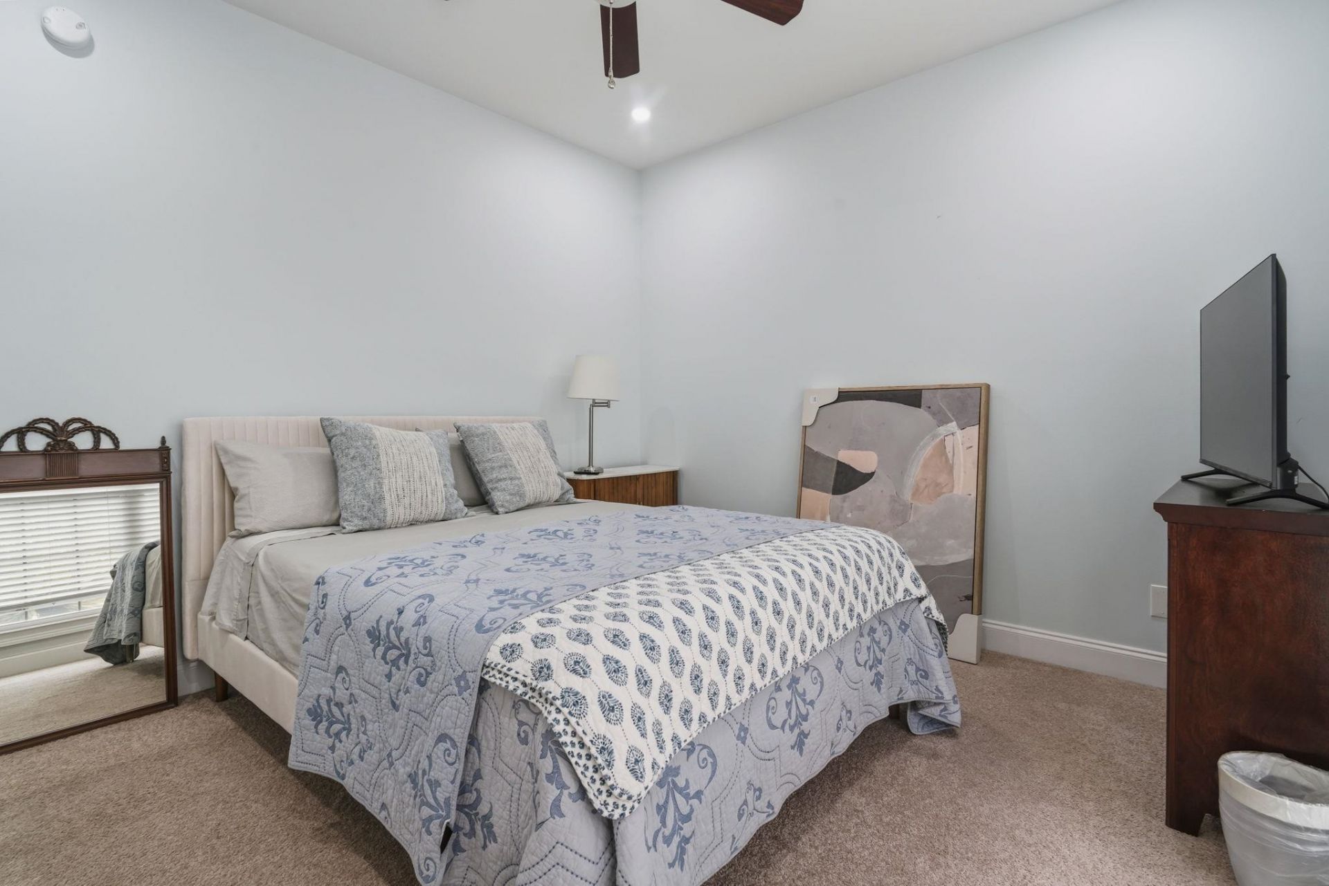 1101 Shire Way Photo 15