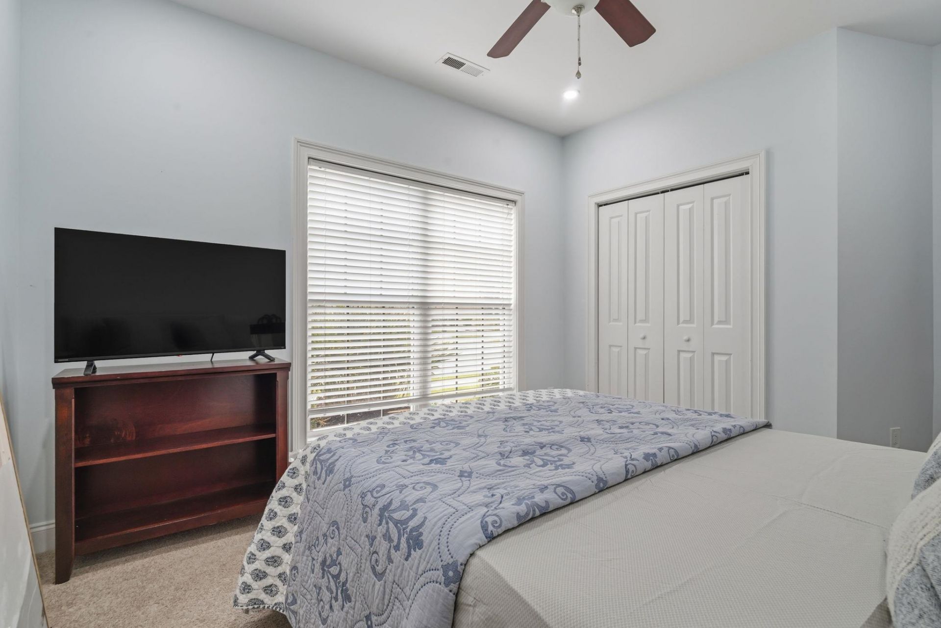 1101 Shire Way Photo 16