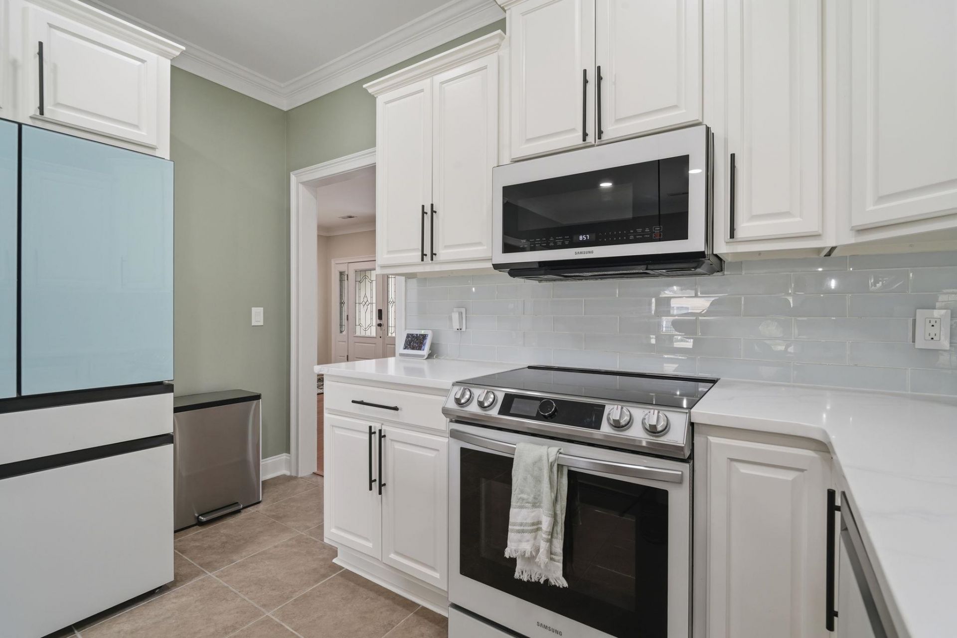 1101 Shire Way Photo 27