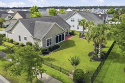 1101 Shire Way photo 4