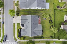 1101 Shire Way photo 4