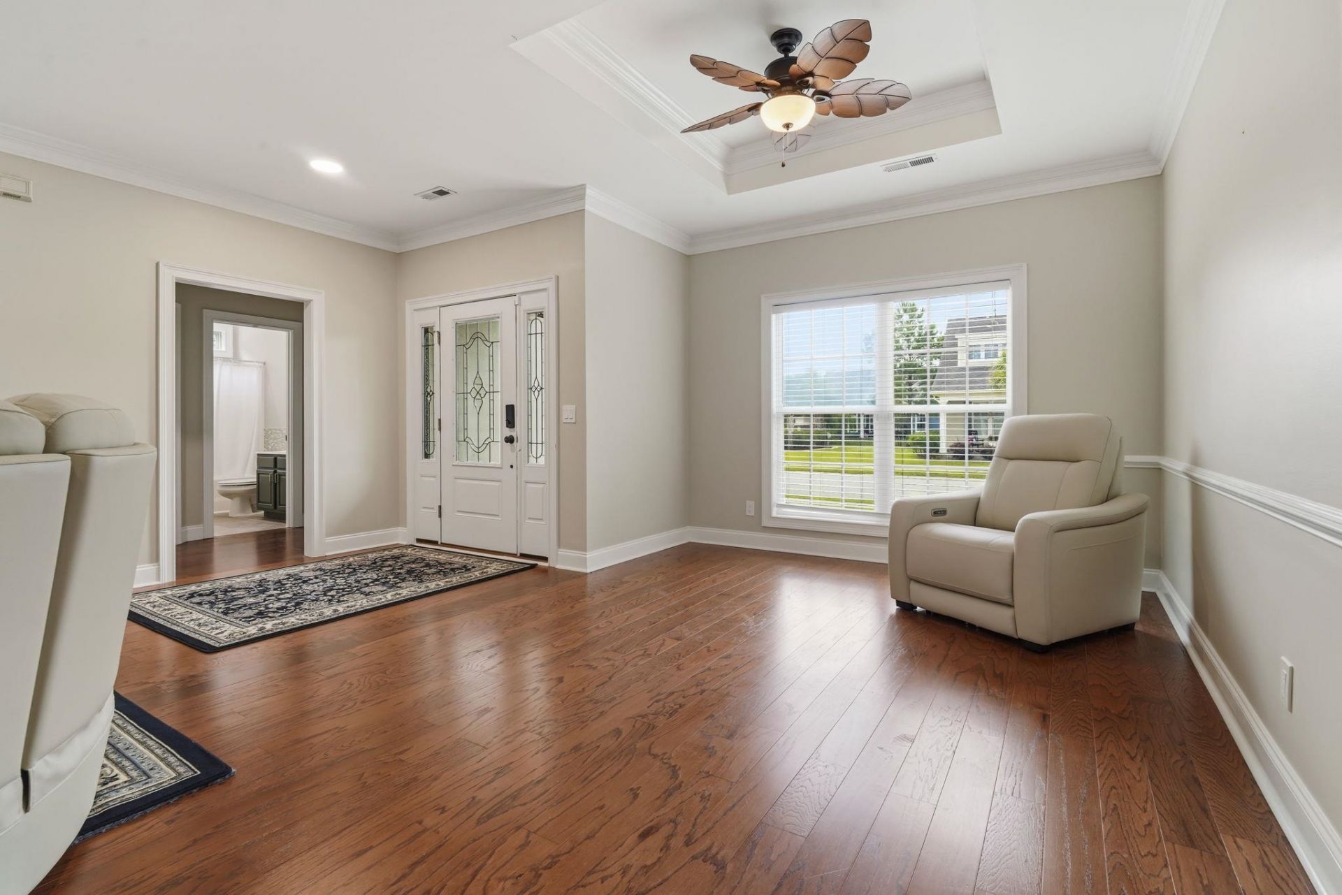 1101 Shire Way Photo 6