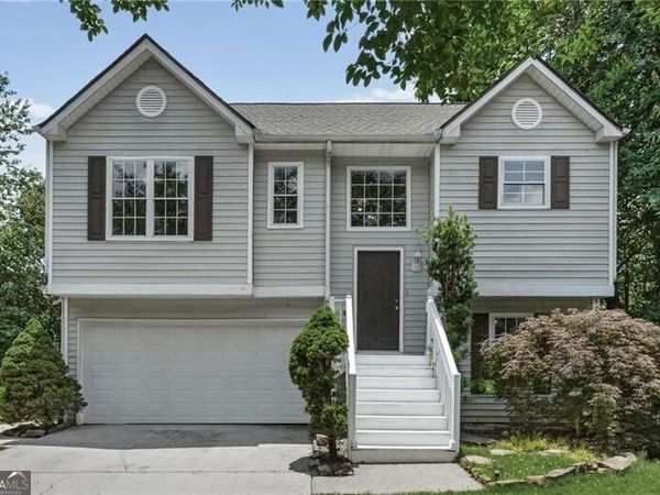3833 Sunview Drive NW, Acworth, GA 30101