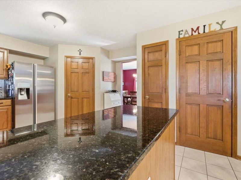 1324 Cottonwood Drive , Lewis Center, OH 43035 Photo 15