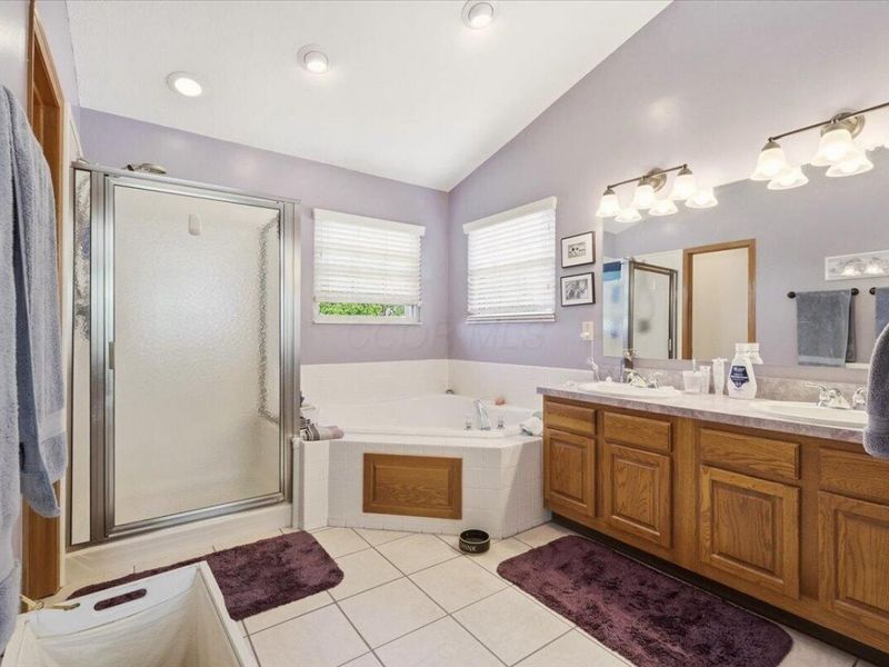 1324 Cottonwood Drive , Lewis Center, OH 43035 Photo 24