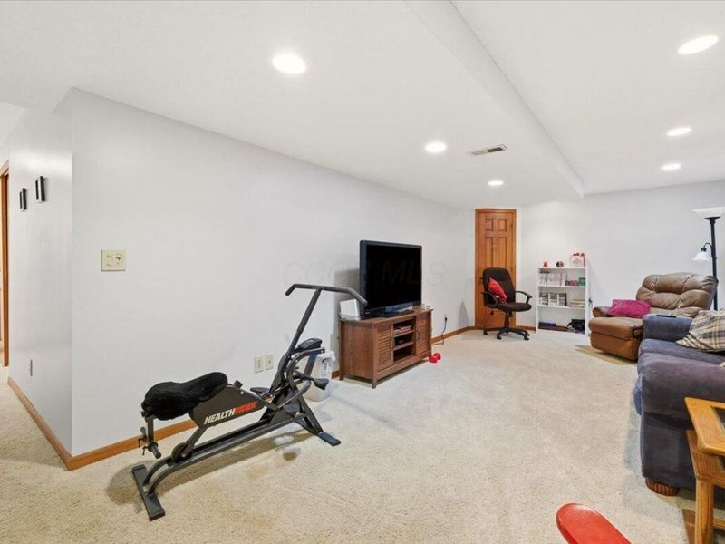 1324 Cottonwood Drive , Lewis Center, OH 43035 Photo 40