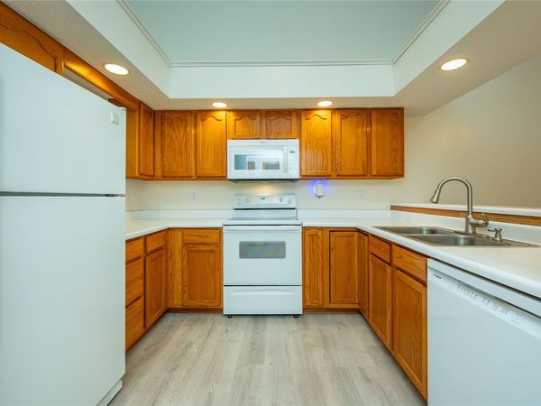 4719 71st Street, Urbandale, IA 50322