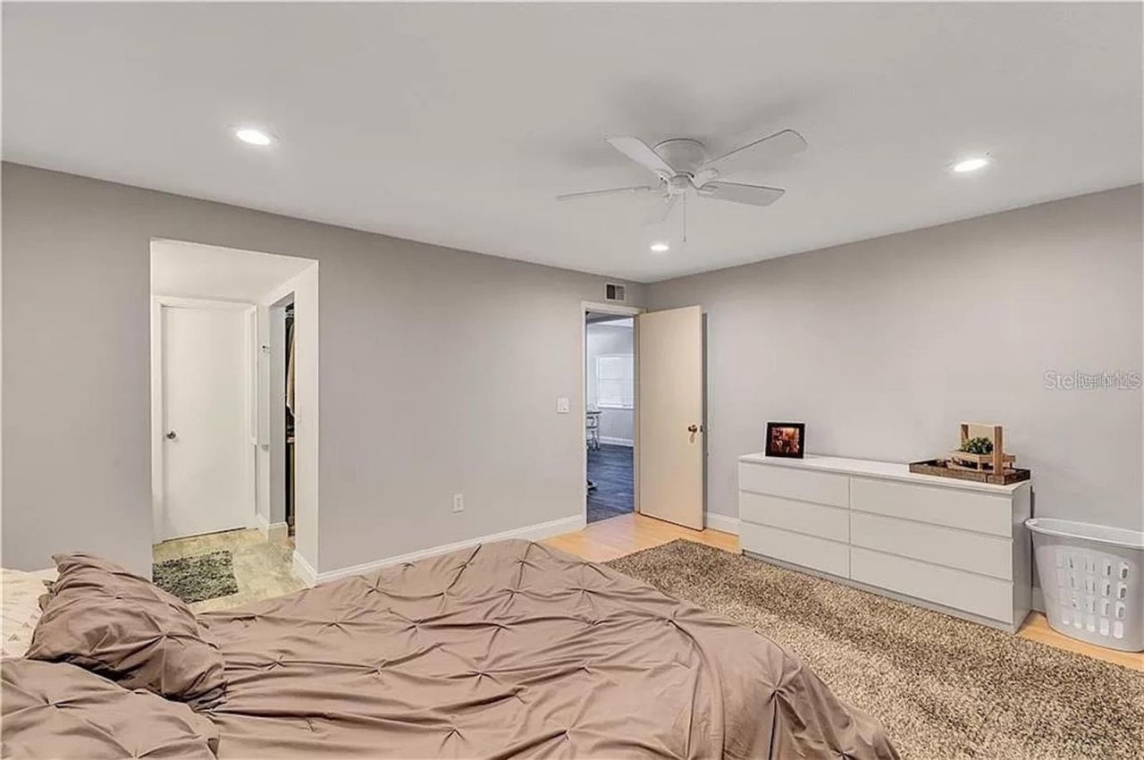 5818 Windhover Drive , Unit 5818, Orlando, FL 32819 Photo