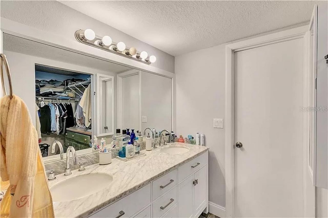 5818 Windhover Drive , Unit 5818, Orlando, FL 32819 Photo