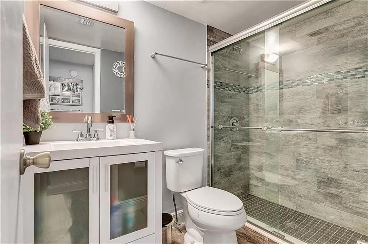 5818 Windhover Drive , Unit 5818, Orlando, FL 32819 Photo