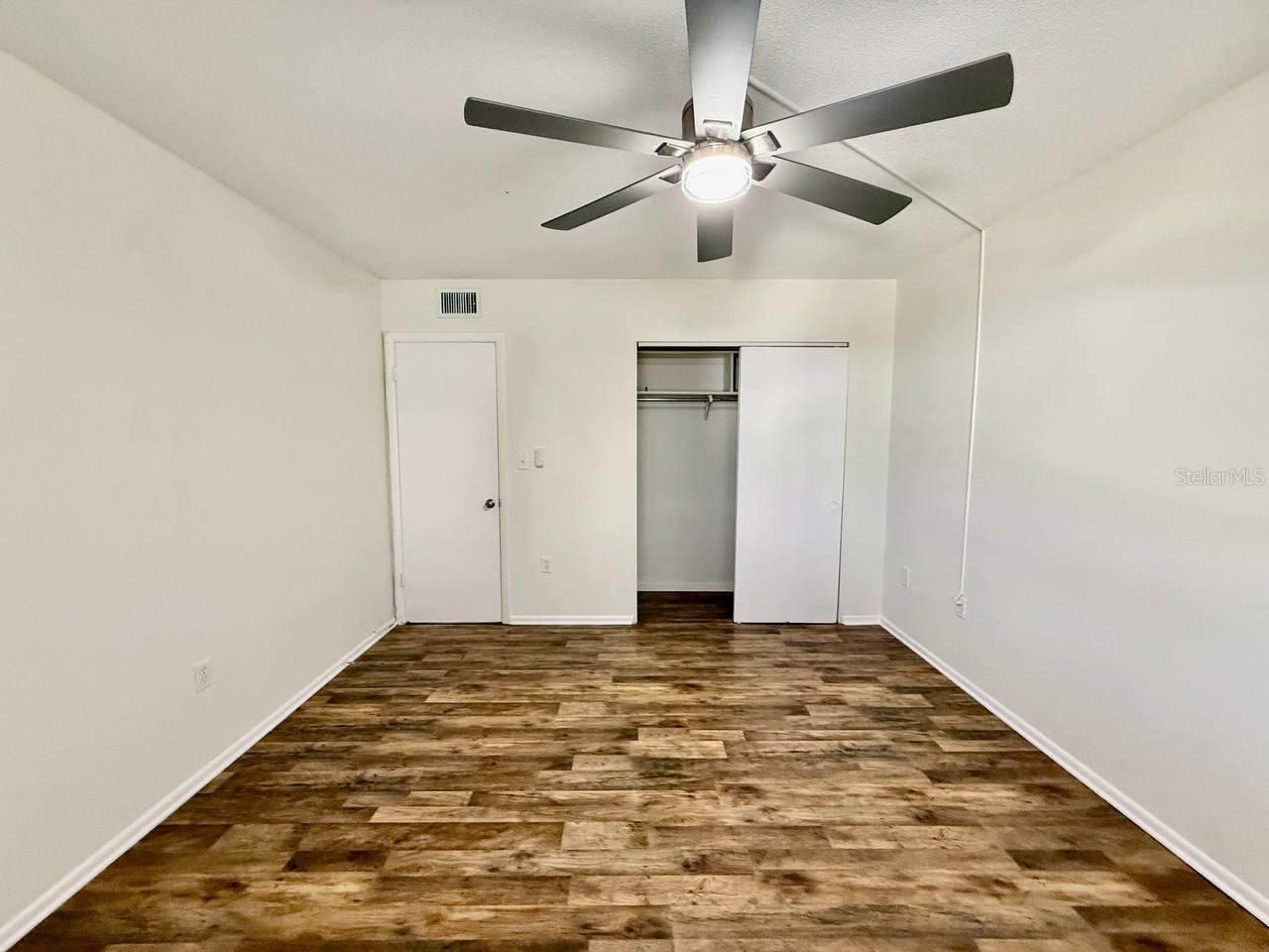 3460 32nd Avenue N, Unit 101, Saint Petersburg, FL 33713 Photo