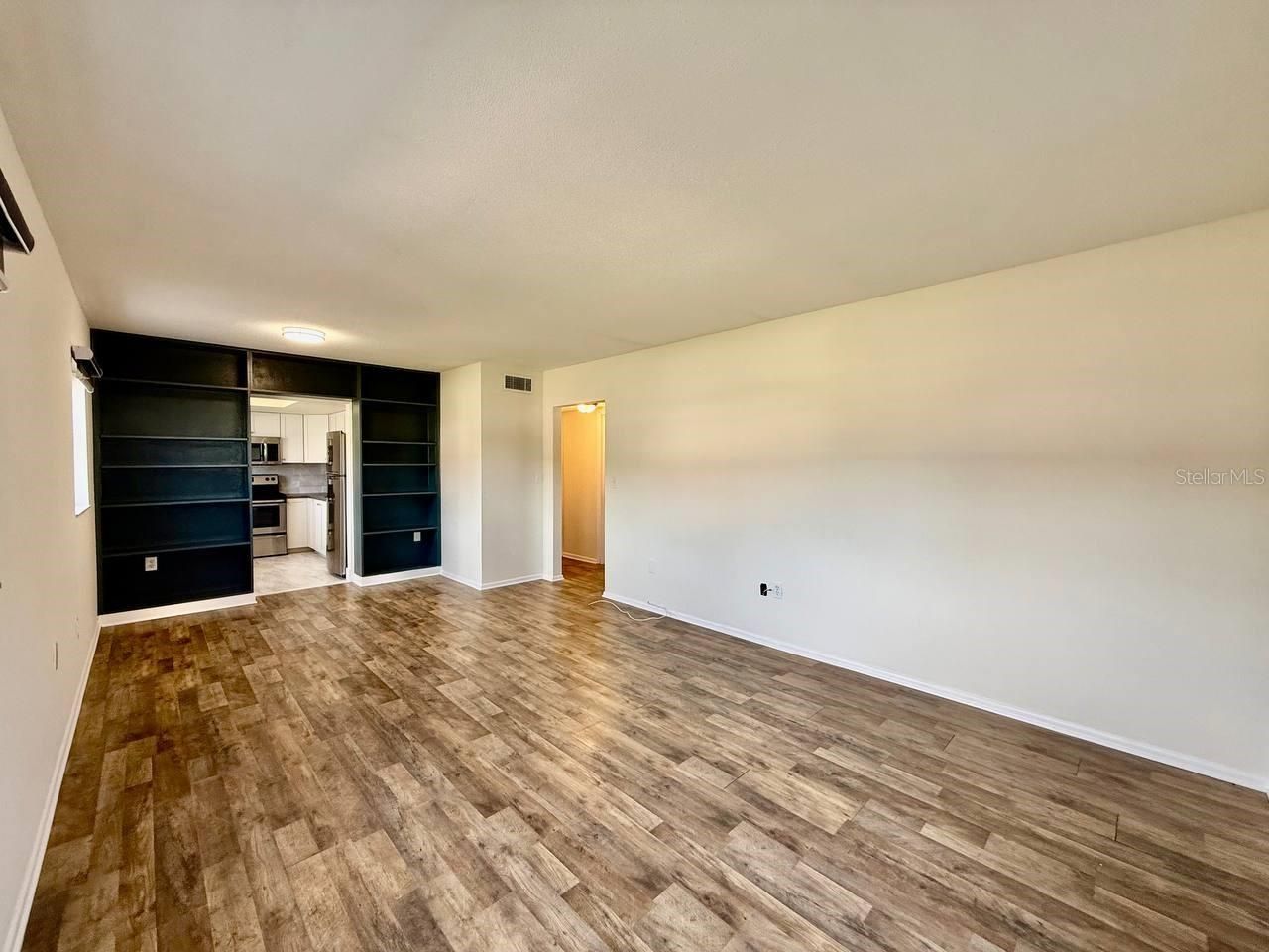 3460 32nd Avenue N, Unit 101, Saint Petersburg, FL 33713 Photo