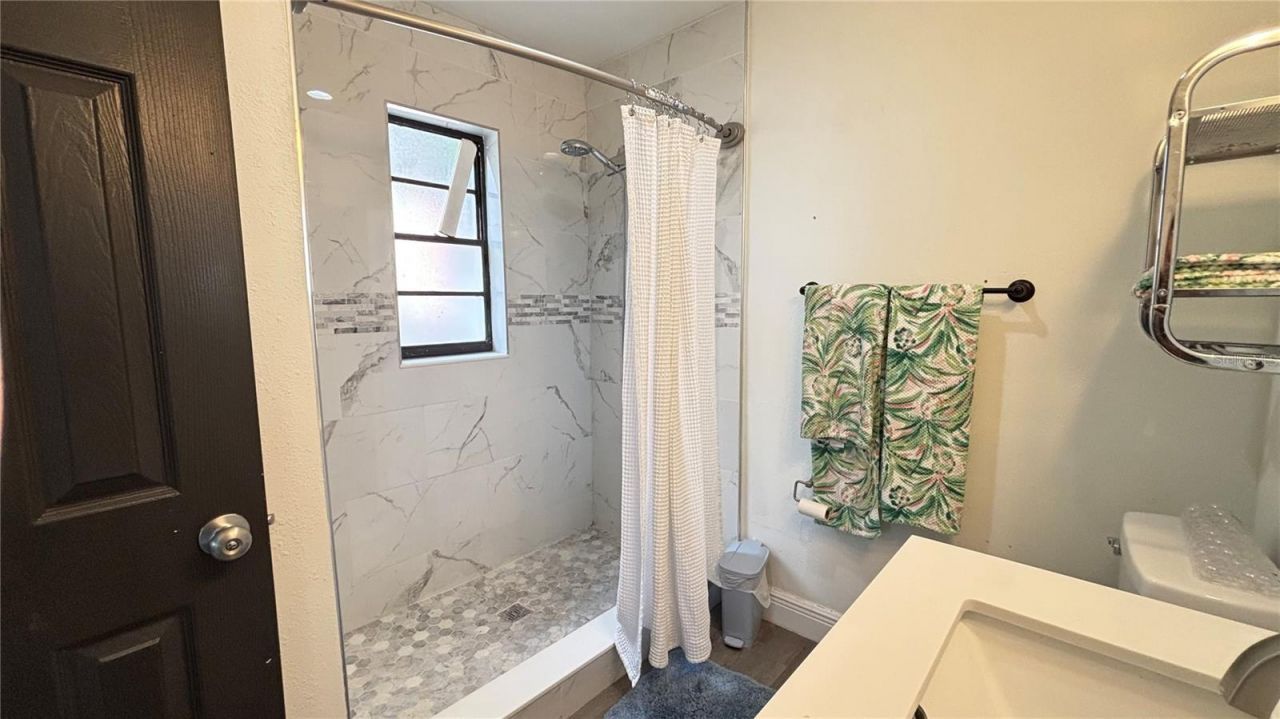 855 Sunridge Point Drive , Unit B, Seffner, FL 33584 Photo