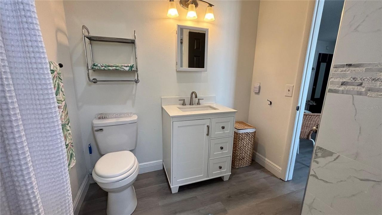 855 Sunridge Point Drive , Unit B, Seffner, FL 33584 Photo